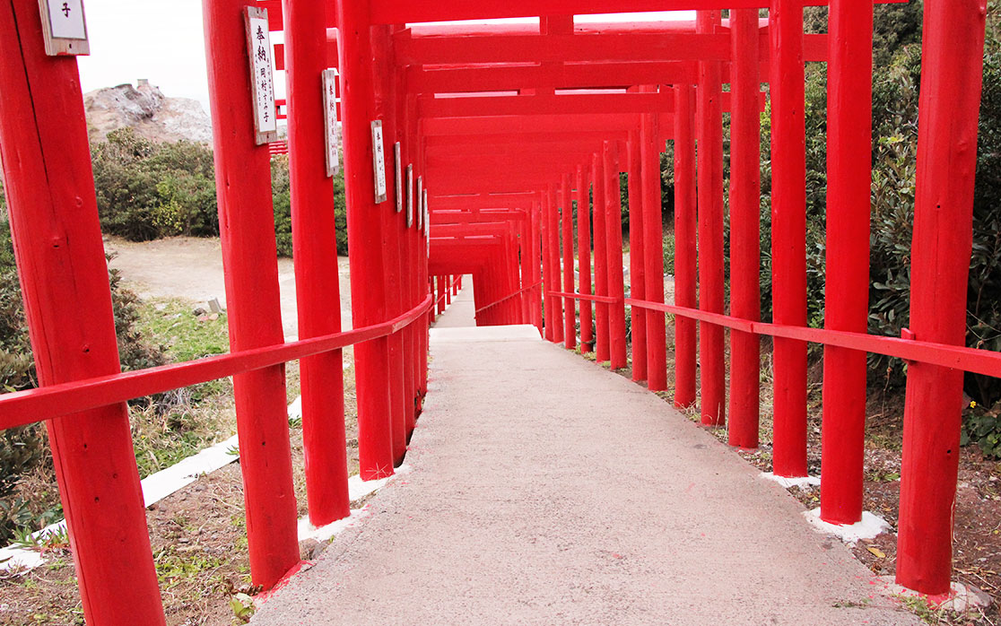 元乃隅神社鳥居の参道